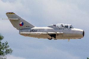 MIG15UTI.jpg
